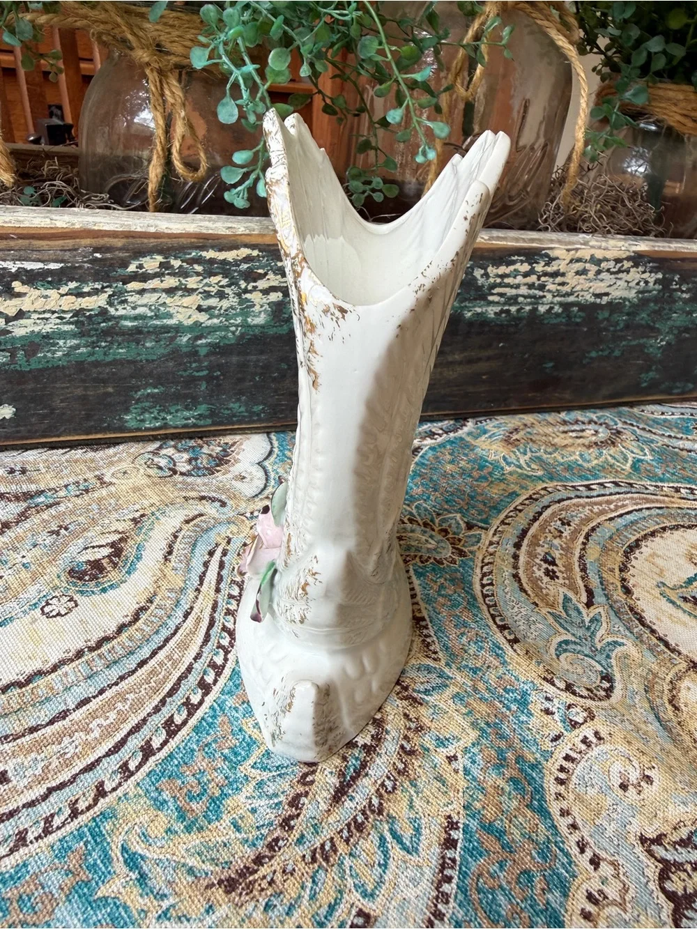 Swan Vase Pink Roses Gold Trim Vintage Ceramic Planter Vase Cottage Chic - Picture 3 of 9